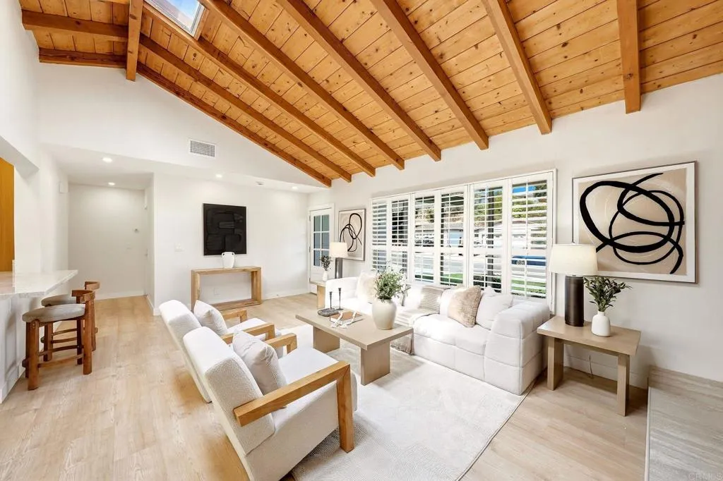 3027 Wing Street, San Diego, CA 92110 - Photo 5 of 35, San Diego, CA