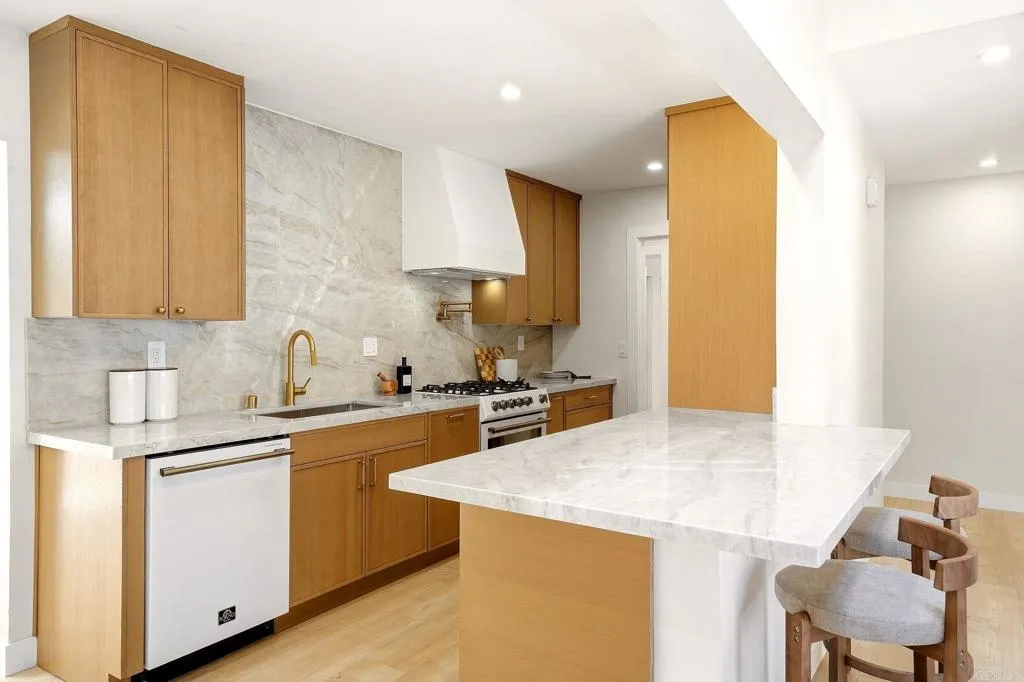 https://cdn.realtyfeed.com/cdn/127/307084833/7f4f942a40ff0ebdb2c8f102704a2277.webp