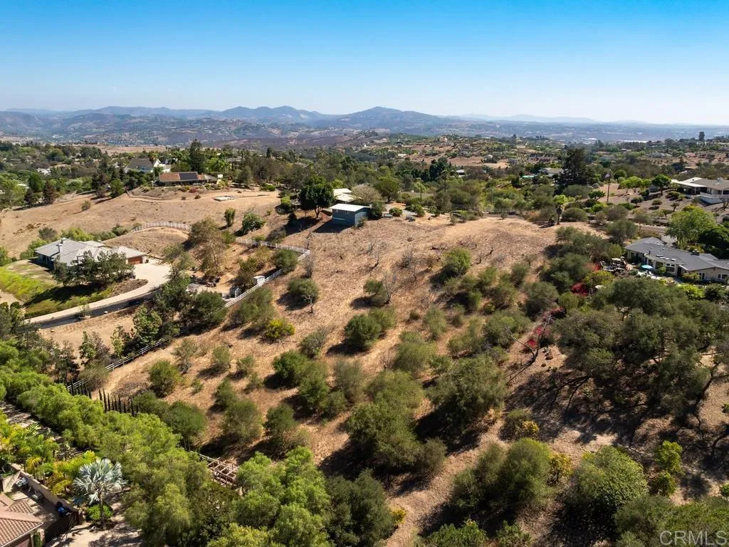 https://cdn.realtyfeed.com/cdn/127/307084931/249ea745d06117473737d8ebf5bd19b2.webp