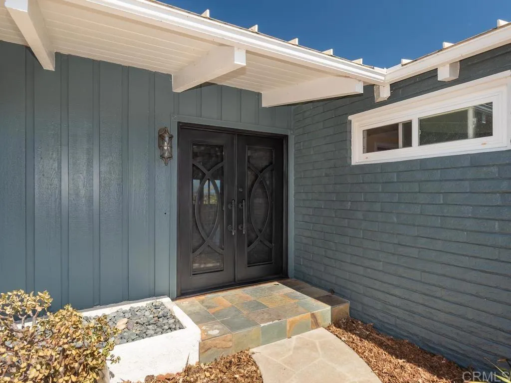 4880 San Jacinto Circle East, Fallbrook, CA 92028 - Photo 5 of 46, Fallbrook, CA