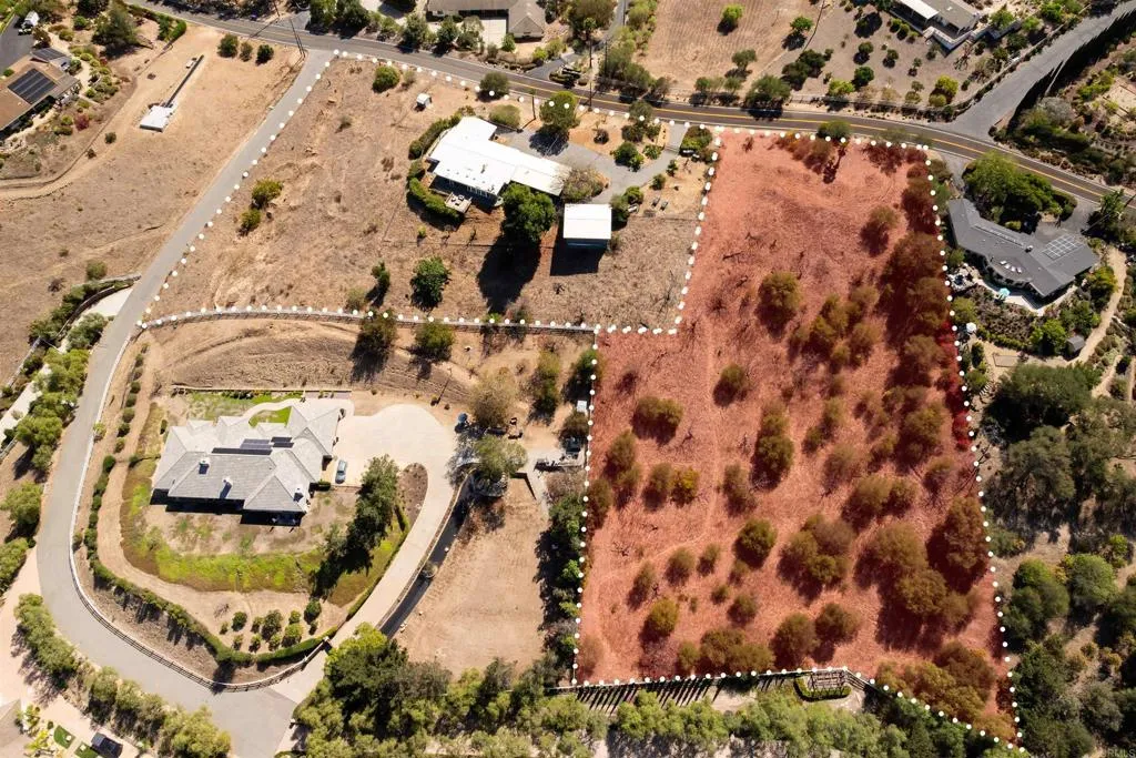 4880 San Jacinto Circle East, Fallbrook, CA 92028 - Photo 2 of 46, Fallbrook, CA