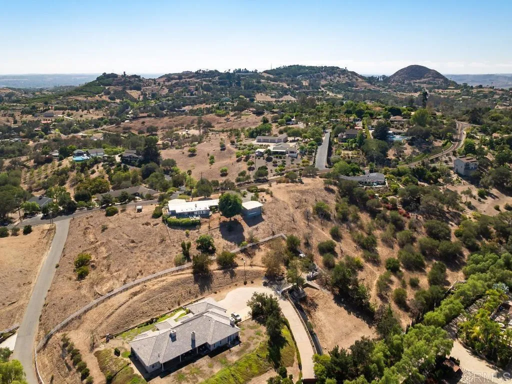 https://cdn.realtyfeed.com/cdn/127/307084931/b8b8805858c0f6948641366f744d1dd5.webp