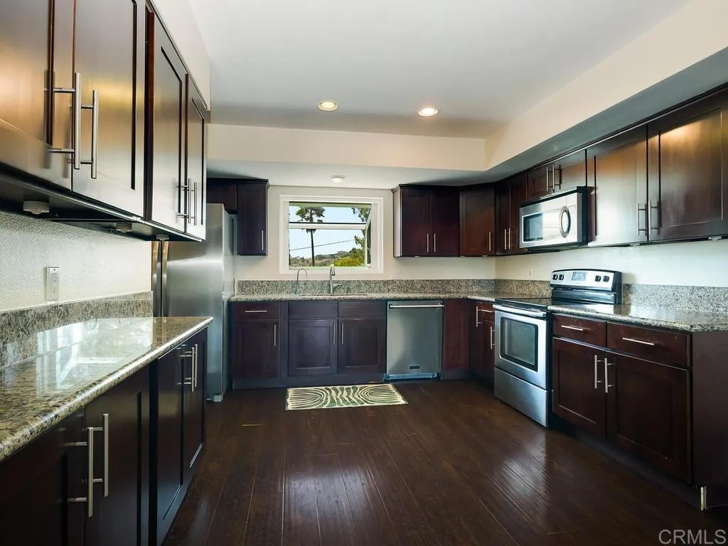 https://cdn.realtyfeed.com/cdn/127/307084931/f3f886d42d06882654cc0e0b9fbcf7cb.webp