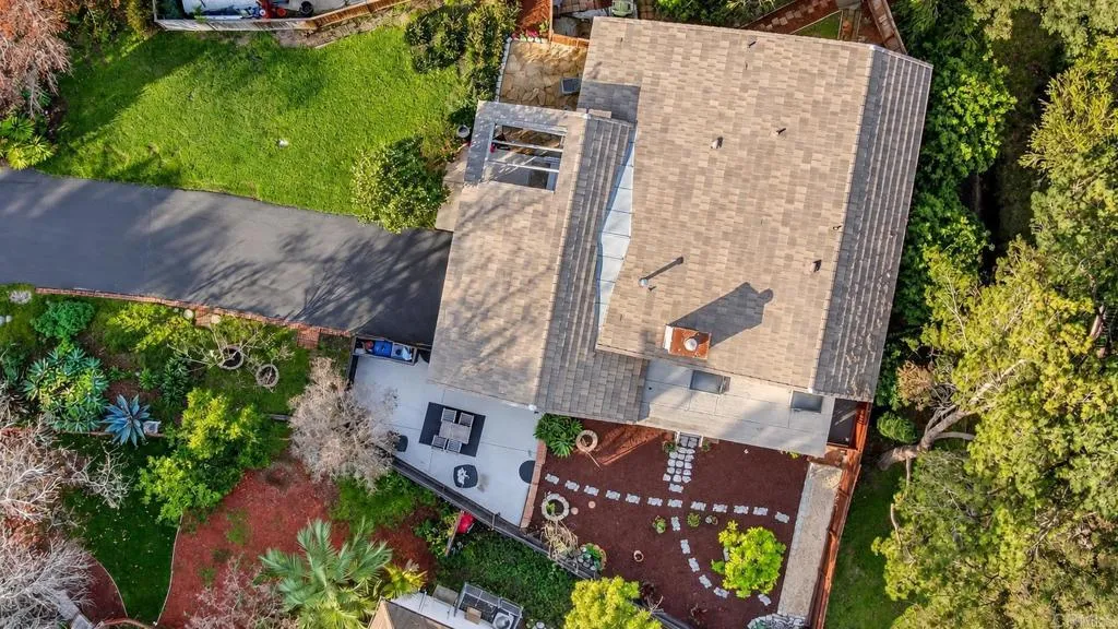 916 Mimosa Avenue, Vista, CA 92081 - Photo 3 of 20, Vista, CA