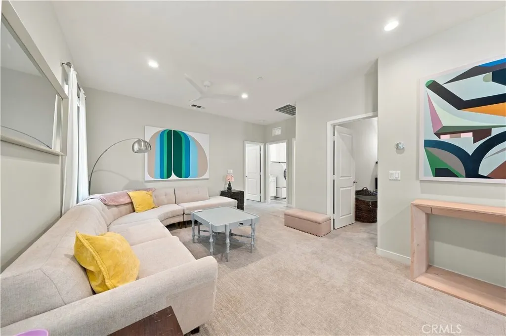 https://cdn.realtyfeed.com/cdn/127/307084980/66ff07a273e613a548c0e81943c963c8.webp