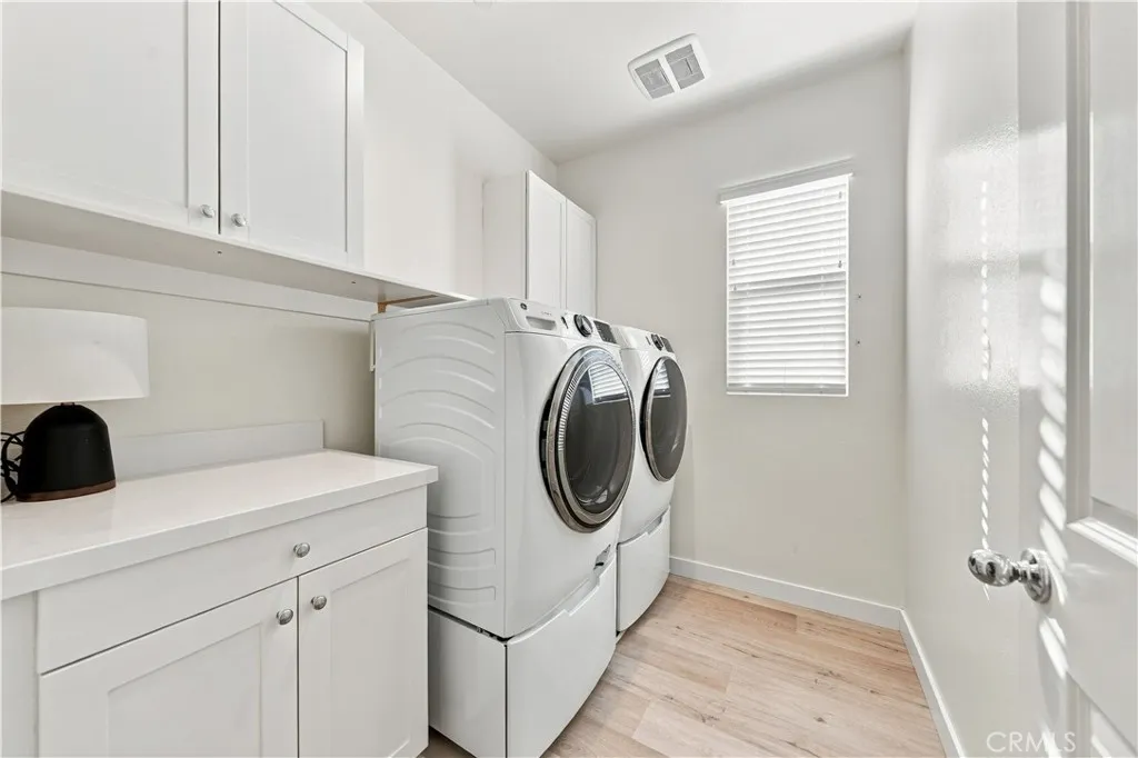 https://cdn.realtyfeed.com/cdn/127/307084980/74aad98ff032acf21d88182200eb923a.webp