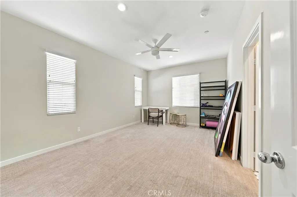 https://cdn.realtyfeed.com/cdn/127/307084980/9e0aec79b5ec6376f2e9912f7ed8dbb5.webp