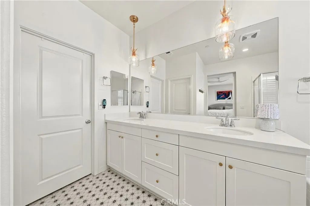 https://cdn.realtyfeed.com/cdn/127/307084980/aa419b7b48b7e8c2501c74901babf3e8.webp