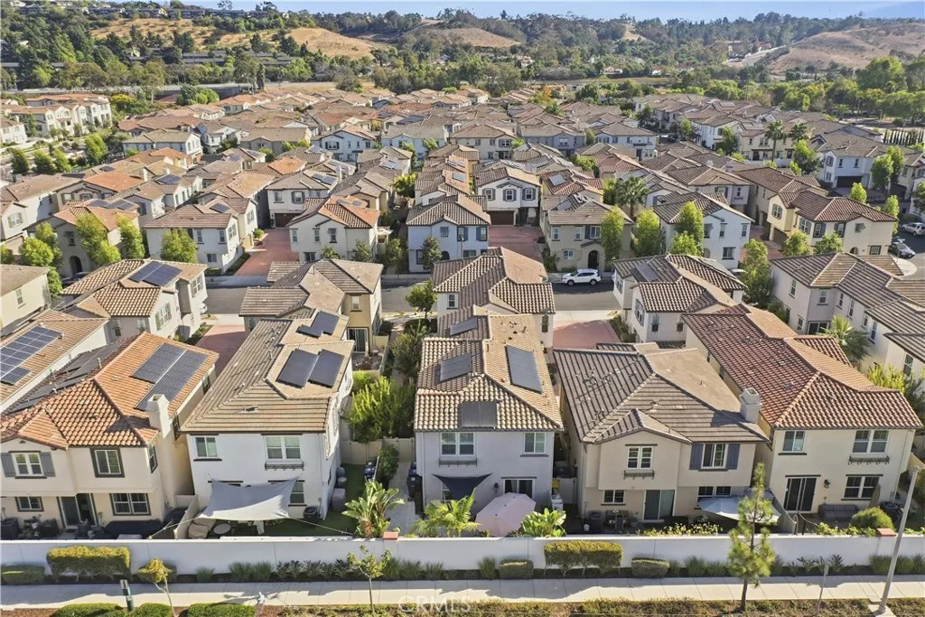 https://cdn.realtyfeed.com/cdn/127/307084980/fcdf221d7a2cd36a5d87a460dcce0196.webp