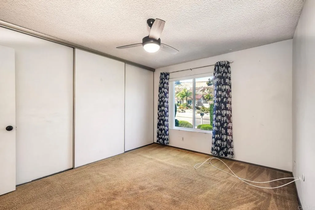 https://cdn.realtyfeed.com/cdn/127/307085041/719ce5124eecc571c678e77b46f5fcc4.webp