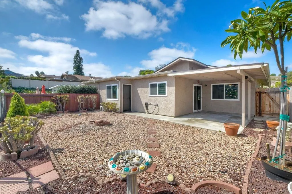https://cdn.realtyfeed.com/cdn/127/307085041/c53cf140fddf034de564c4fcbd47002b.webp