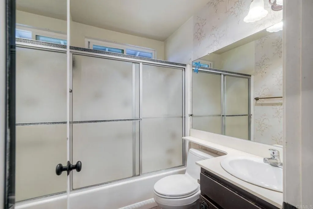 https://cdn.realtyfeed.com/cdn/127/307085041/cbb2397f5e394b0dfd4a0473abb3cb99.webp