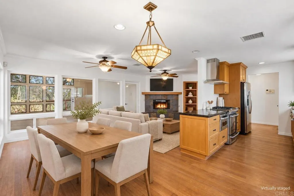 https://cdn.realtyfeed.com/cdn/127/307085061/6cc61d806dc3d6a31d482a1b581bc070.webp
