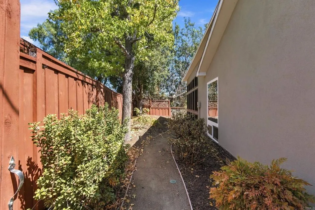 https://cdn.realtyfeed.com/cdn/127/307085061/f399818d84b3103d9ce1049708cc9fff.webp