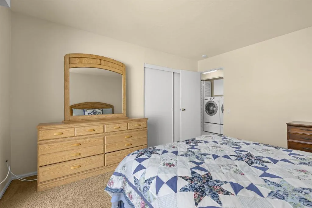 https://cdn.realtyfeed.com/cdn/127/307085105/c28de841a9a43f081b75da17dfc3916d.webp