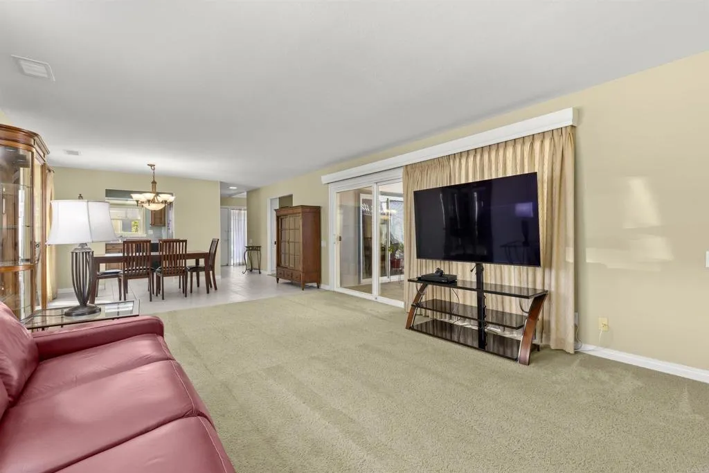 https://cdn.realtyfeed.com/cdn/127/307085105/df1e9f41a68a93b29d8c92da47040f74.webp