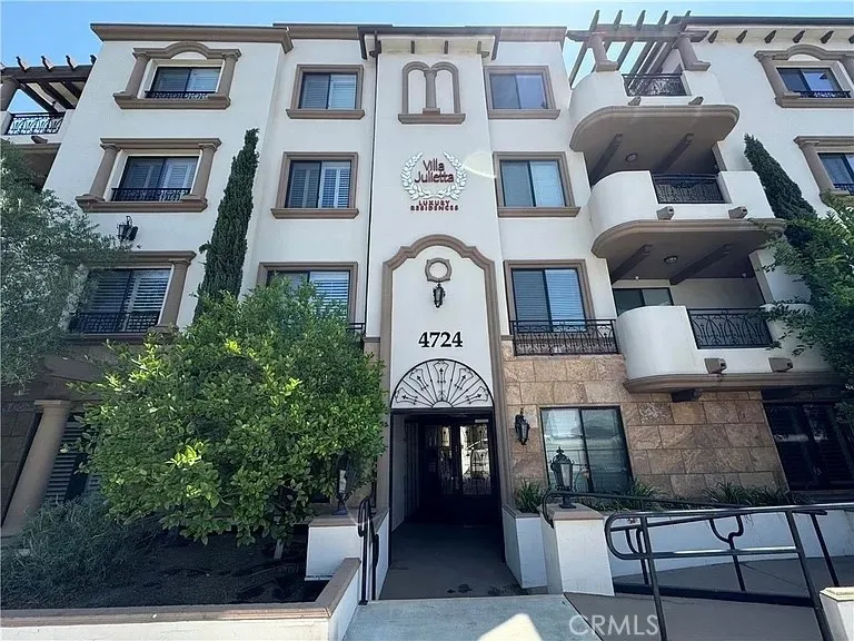 Sherman Oaks, CA 91403