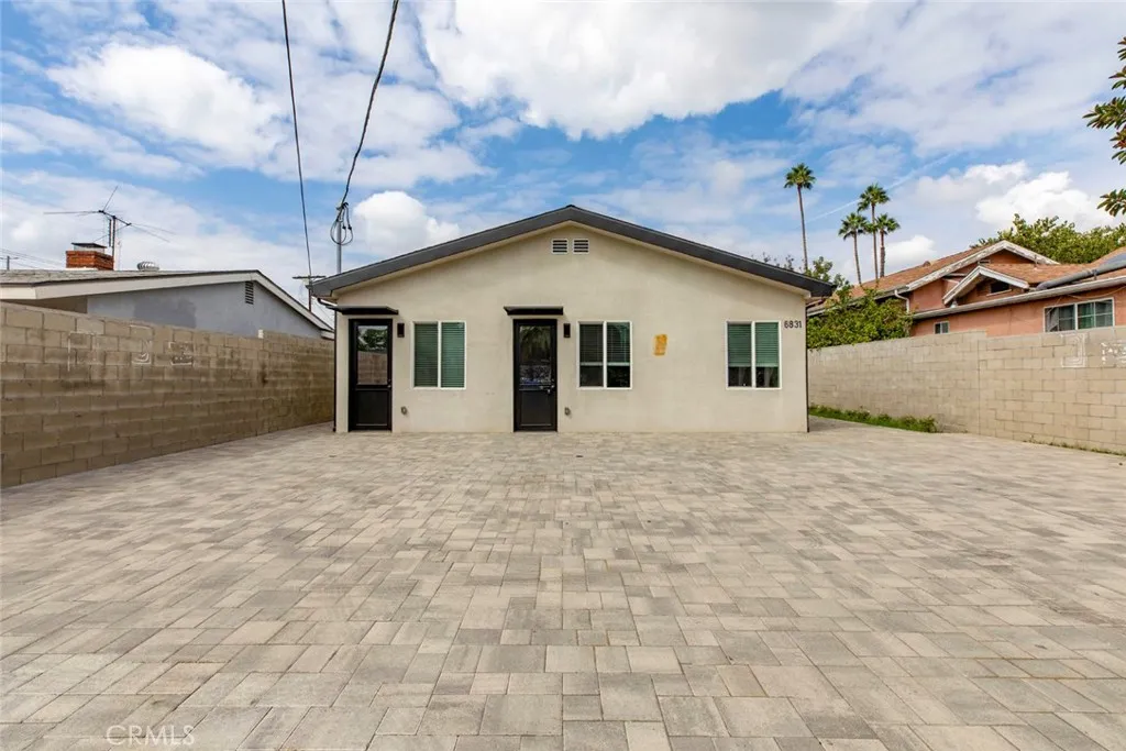 North Hollywood, CA 91605