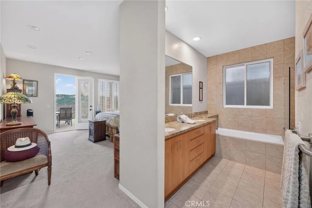 https://cdn.realtyfeed.com/cdn/127/307085141/0100a3ddf09875587d9f55b89cd4e157.webp