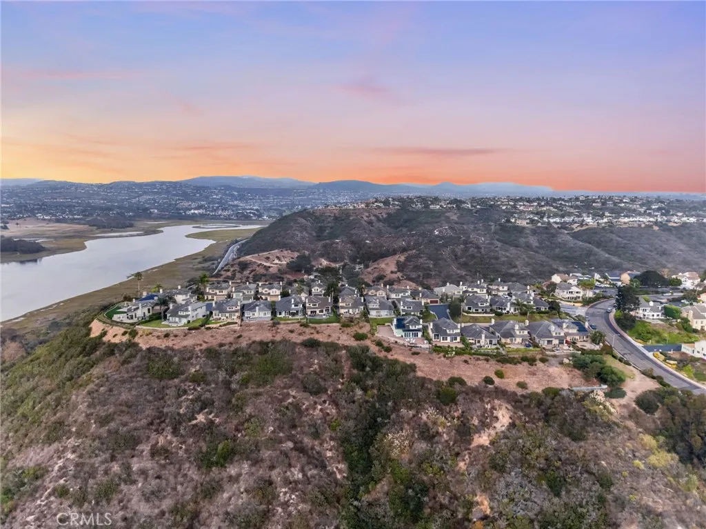 https://cdn.realtyfeed.com/cdn/127/307085141/16d7ee95939c47b4ee57cc13d29cabad.webp