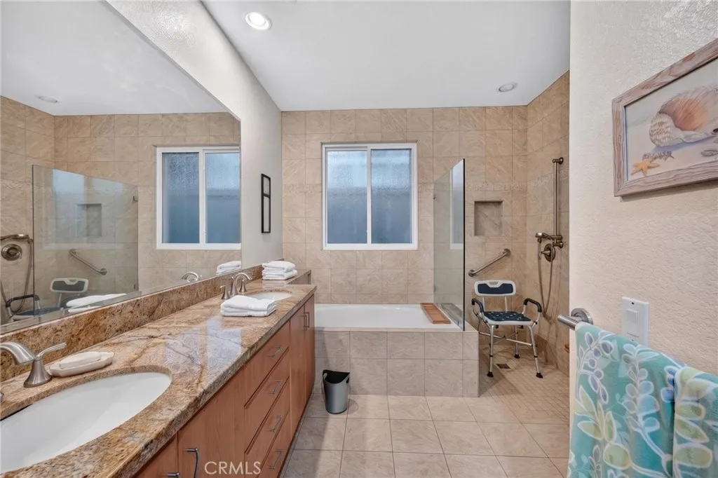 https://cdn.realtyfeed.com/cdn/127/307085141/19b37bc031d201d2425f9c3c3333e057.webp