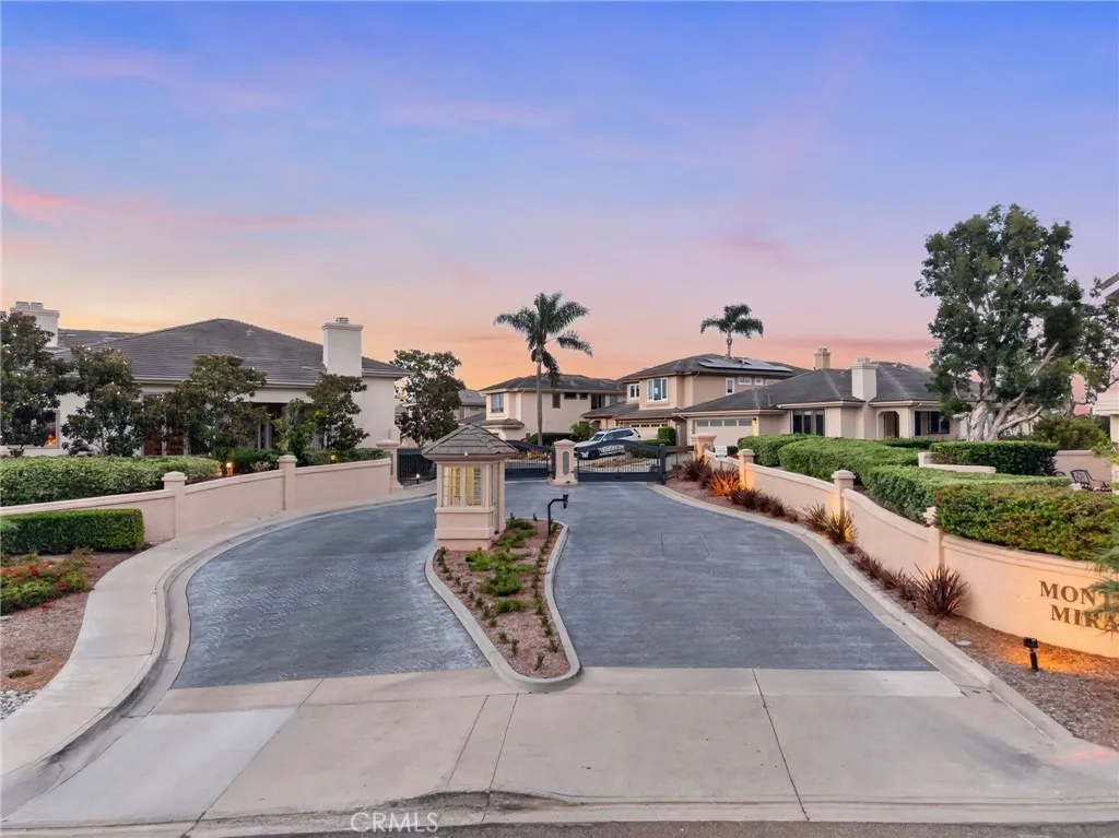 https://cdn.realtyfeed.com/cdn/127/307085141/26211ec024ef056f38e8698af7756571.webp