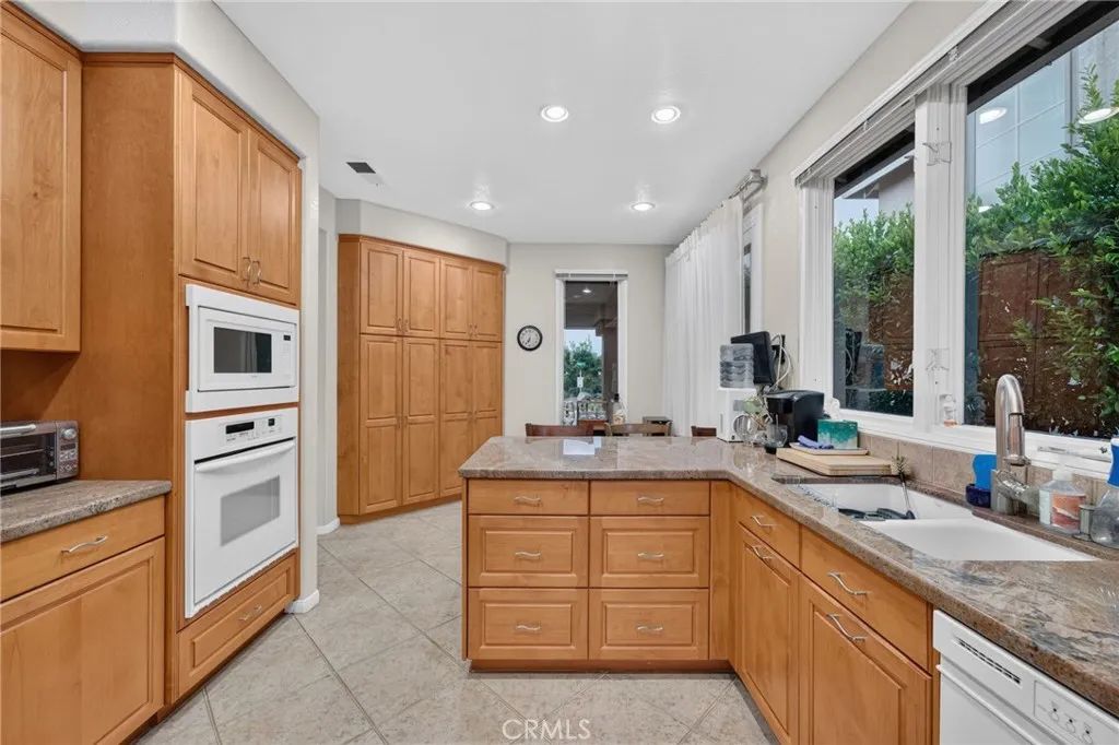 https://cdn.realtyfeed.com/cdn/127/307085141/52c6adcab9fe7d587847e61dfc85c572.webp