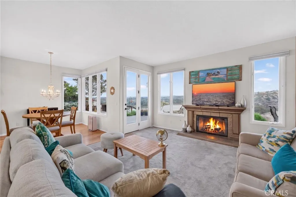 https://cdn.realtyfeed.com/cdn/127/307085141/740550e7fa65bbd9cb91d22da51ad9eb.webp