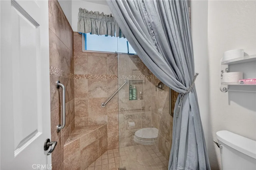 https://cdn.realtyfeed.com/cdn/127/307085141/79be31704f0a70e115c0541a9e7e2daa.webp
