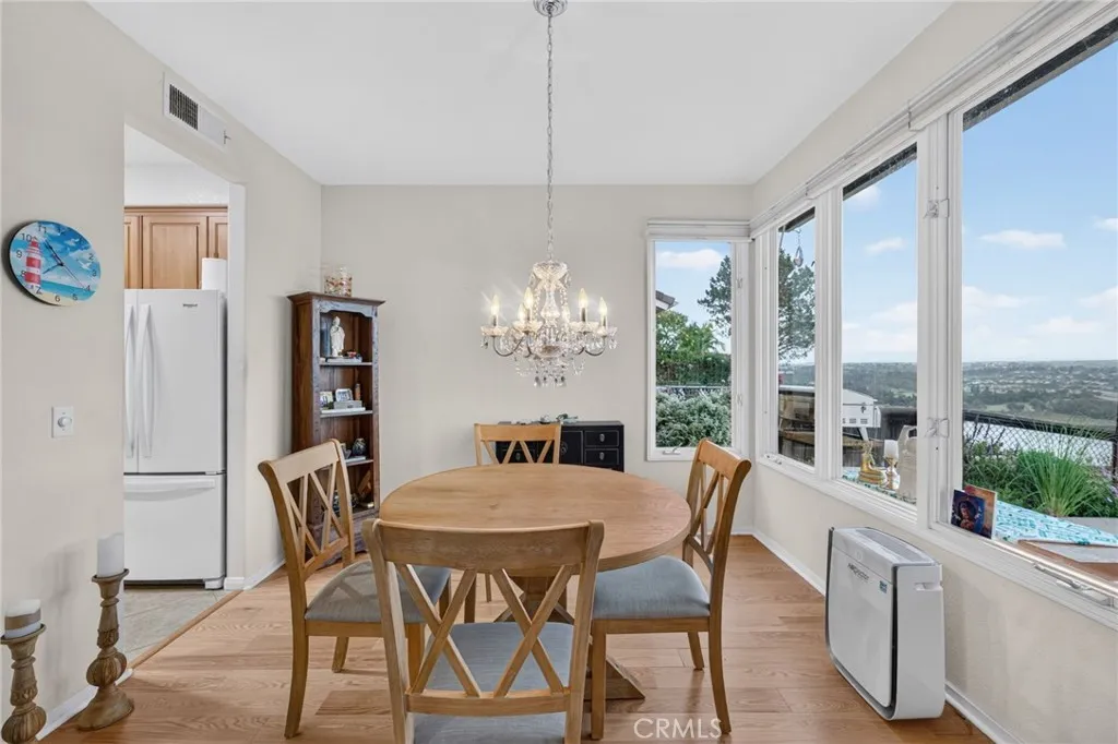 https://cdn.realtyfeed.com/cdn/127/307085141/87b8de0c08e87b72e2e271e9e479337f.webp