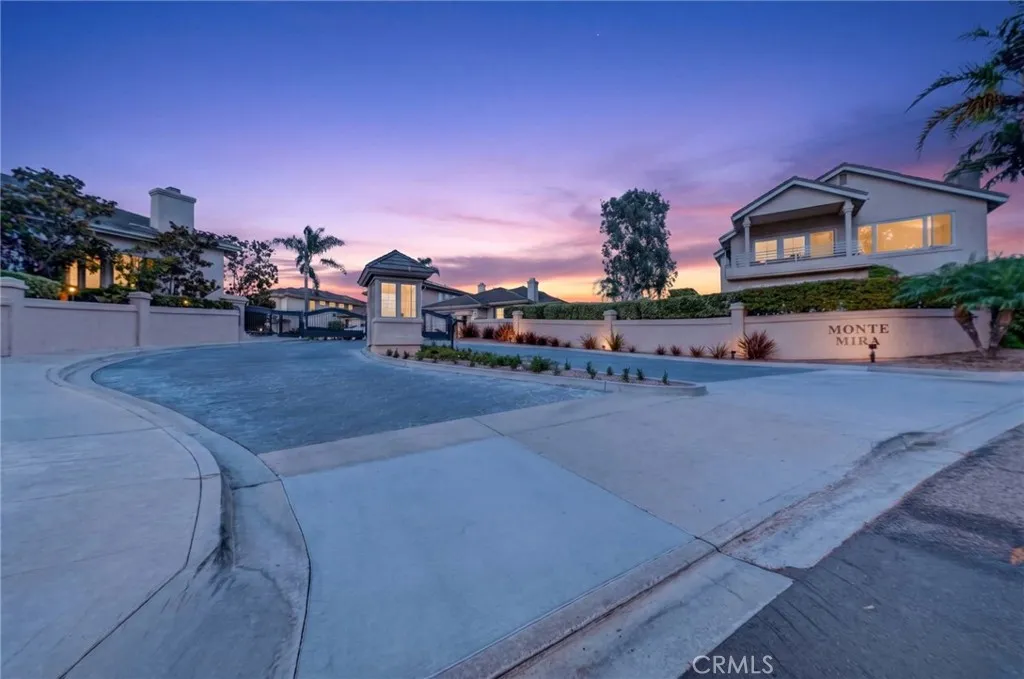 https://cdn.realtyfeed.com/cdn/127/307085141/aa737ad671b7ba0bab89c910b84fc93b.webp