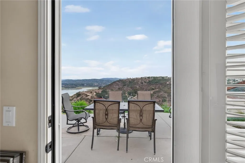 https://cdn.realtyfeed.com/cdn/127/307085141/ee90ce8eda292b6528dc5ec2f2b8b695.webp