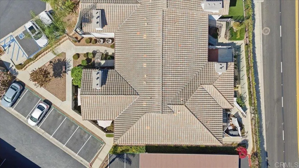 2708 Lake Pointe Drive Unit 212, Spring Valley, CA 91977 - Photo 5 of 28, Spring Valley, CA