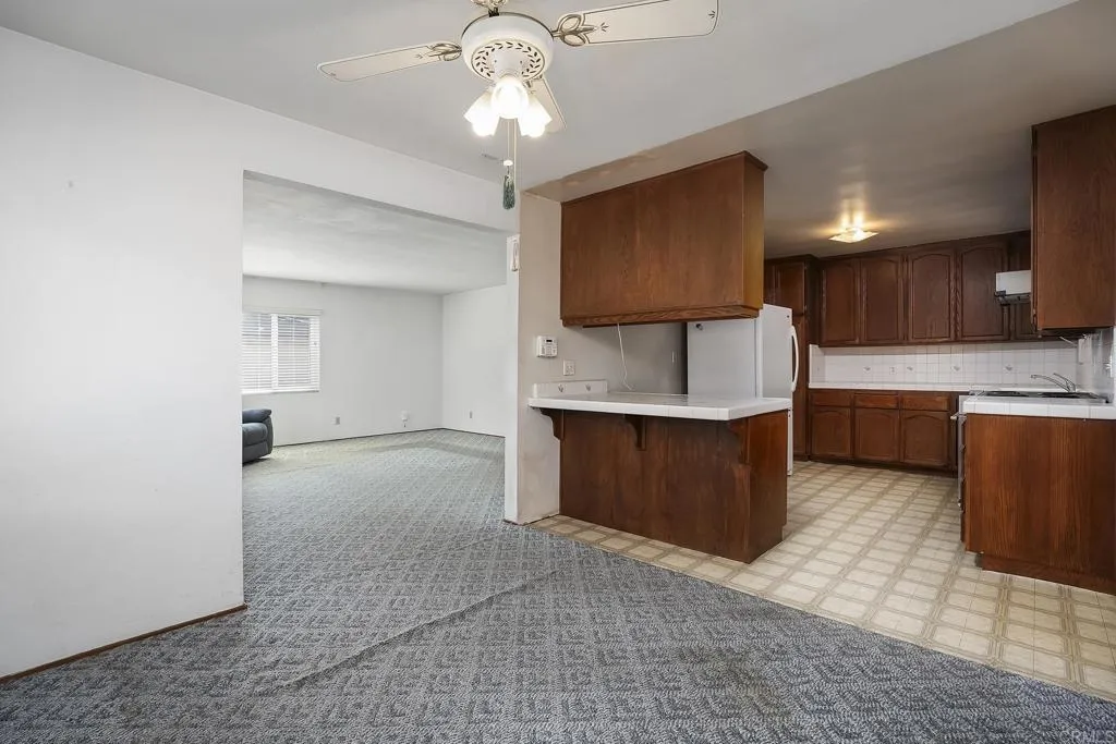 https://cdn.realtyfeed.com/cdn/127/307085169/7c6e3a30f1004f8fa54dc044edb078e0.webp