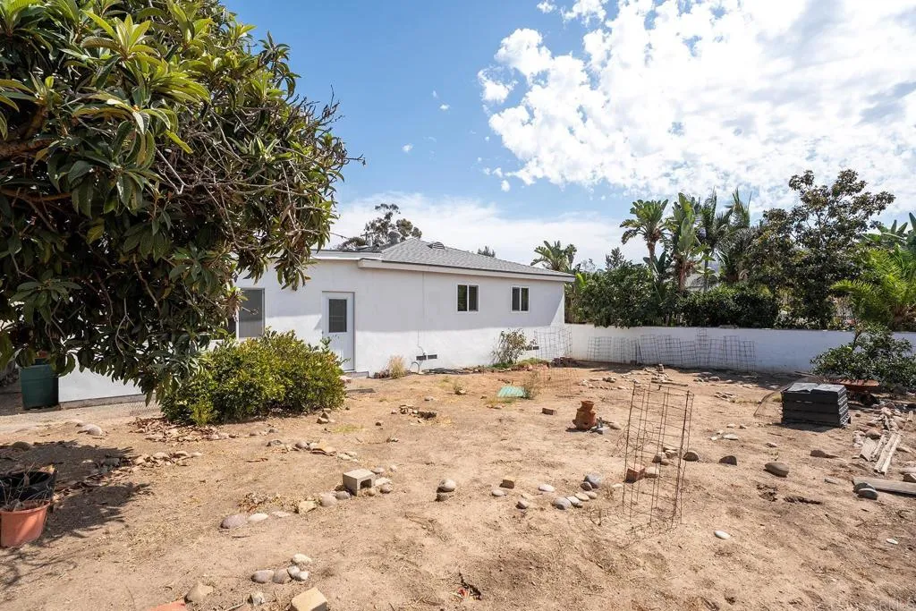 https://cdn.realtyfeed.com/cdn/127/307085169/acdb43125177931c9e0f83f7185709d0.webp