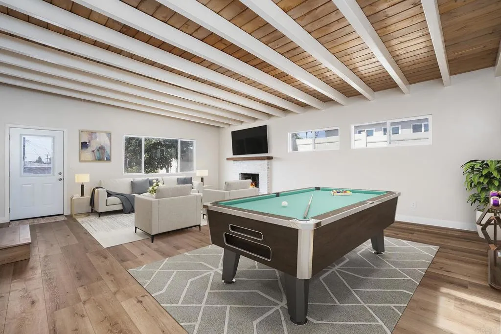 https://cdn.realtyfeed.com/cdn/127/307085169/be1b312de29bbd8f42a65b0e813187bf.webp