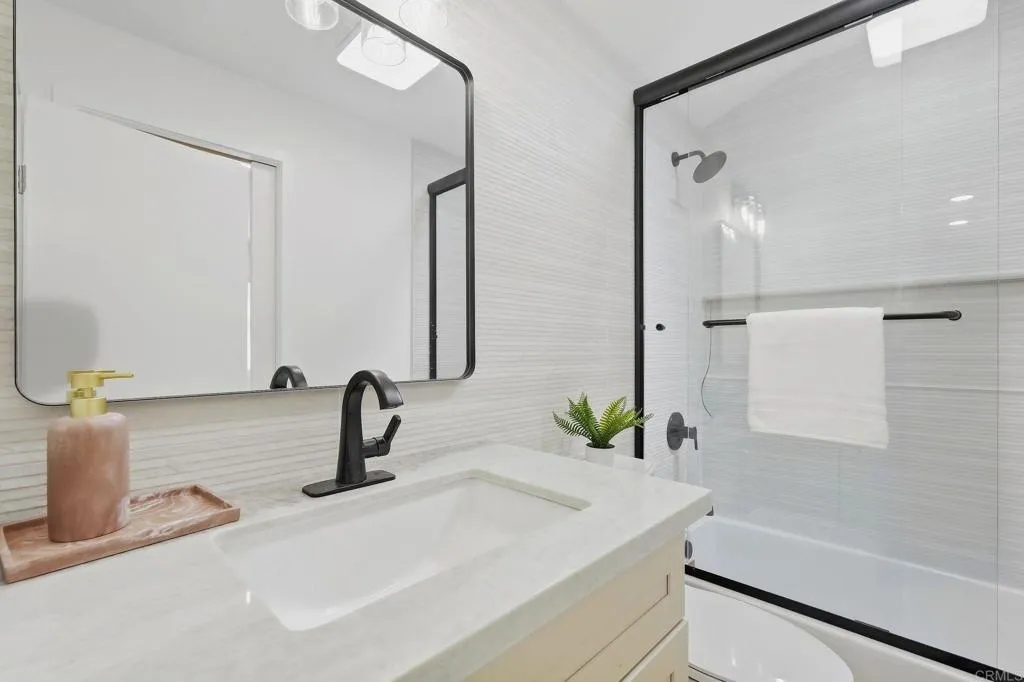 https://cdn.realtyfeed.com/cdn/127/307085283/07399a1d135f2129ade3e9ad8ddb3f6f.webp