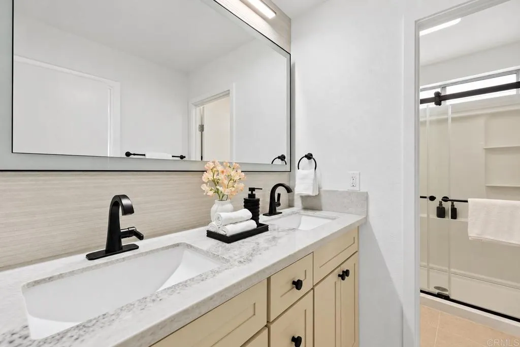 https://cdn.realtyfeed.com/cdn/127/307085283/738168d7d338e495e1b9b45f8e679e6b.webp
