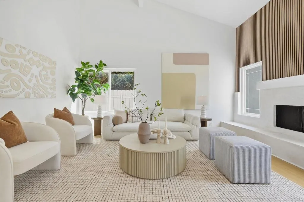 2949 Landscape Drive, San Diego, CA 92139 - Main photo, San Diego, CA