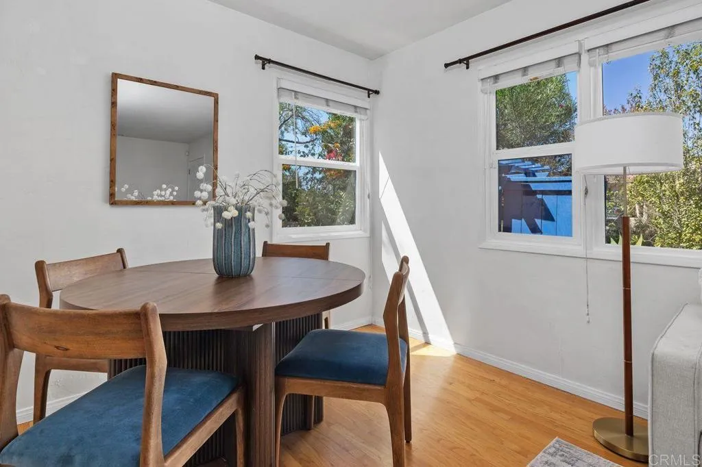 https://cdn.realtyfeed.com/cdn/127/307085340/09eff8495d6cc21340779745716dfdfa.webp