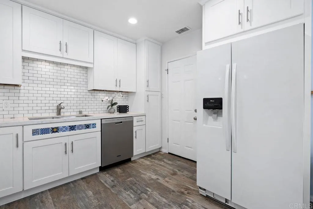 https://cdn.realtyfeed.com/cdn/127/307085340/a686675edd201040e33056207029fc6c.webp