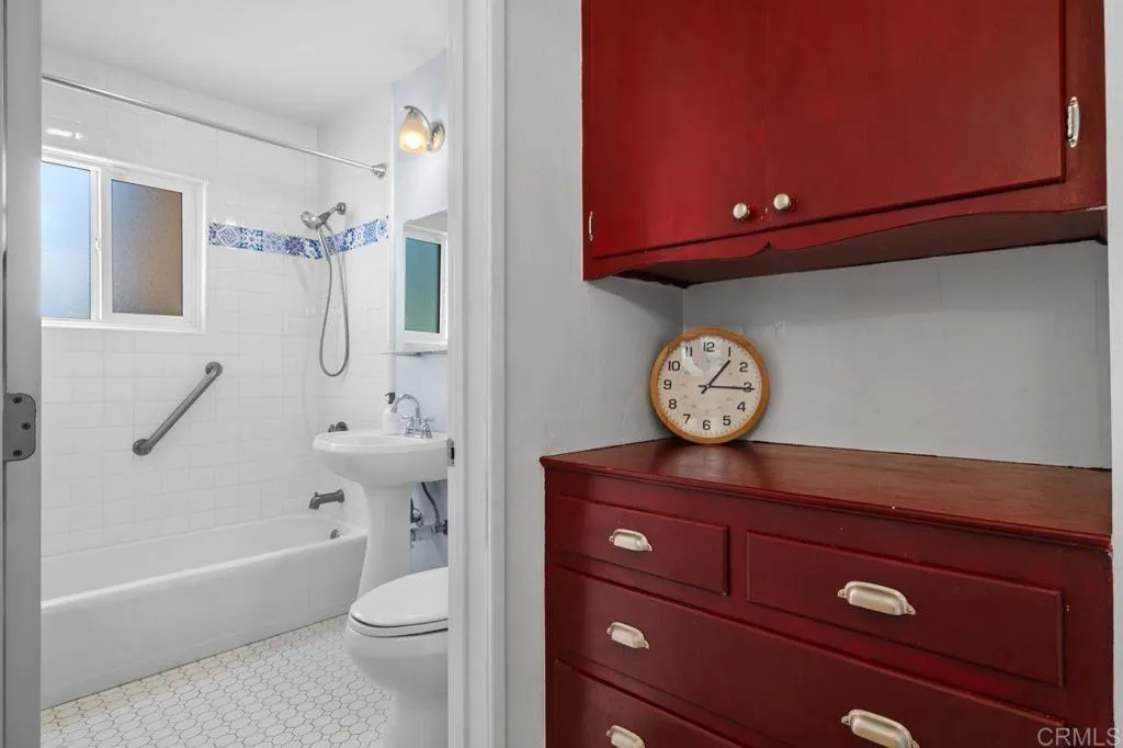https://cdn.realtyfeed.com/cdn/127/307085340/db004796927e621e3e57c68867f78110.webp