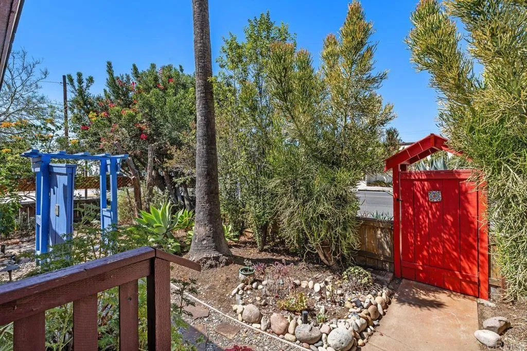 https://cdn.realtyfeed.com/cdn/127/307085340/e1fb199370f32229fceae727f23c1f1d.webp