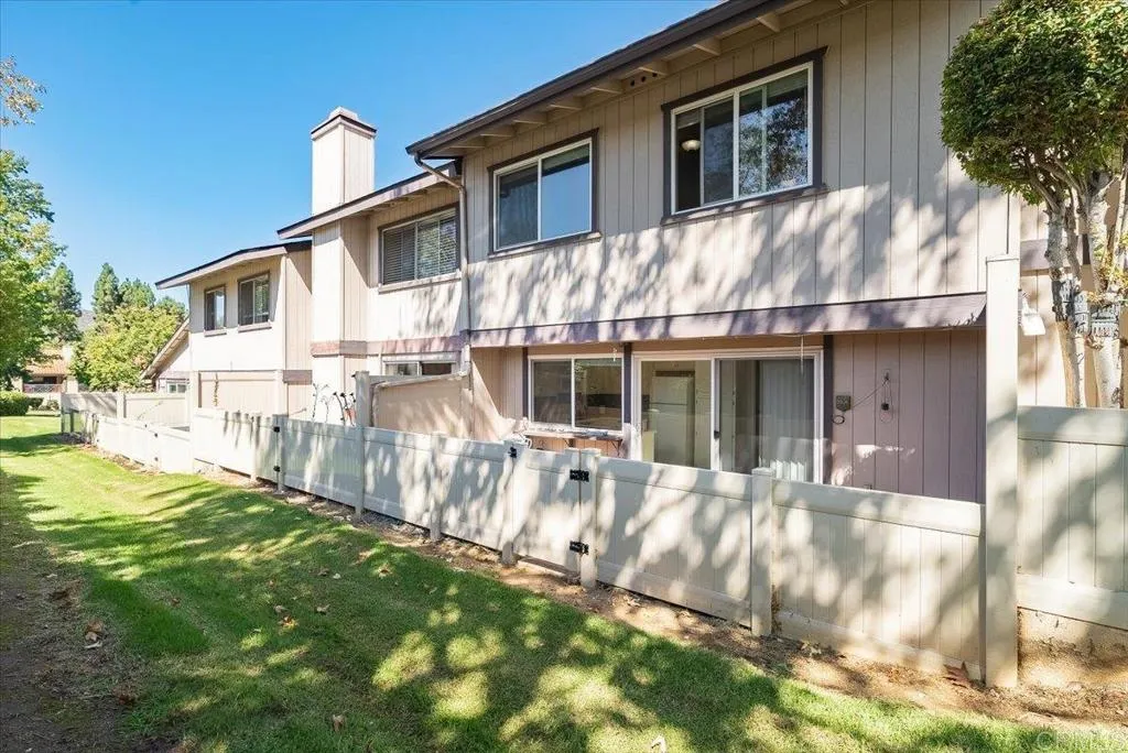 https://cdn.realtyfeed.com/cdn/127/307085353/66c74b728bad26e824cd1098567a339e.webp