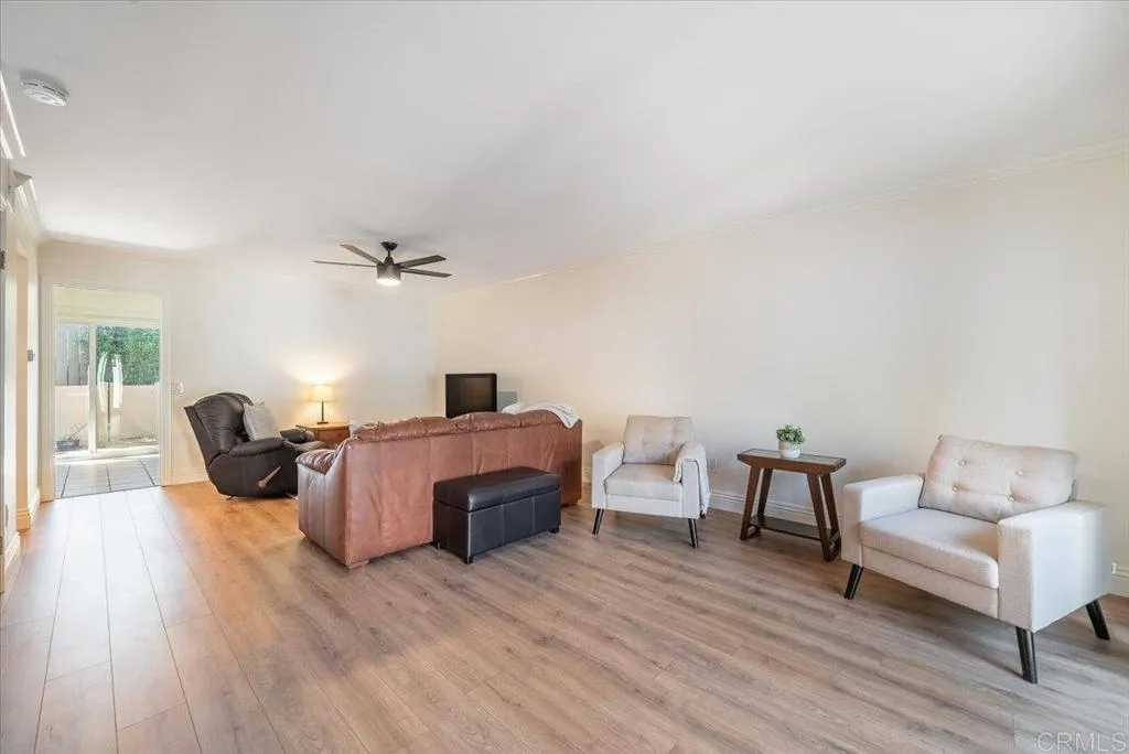https://cdn.realtyfeed.com/cdn/127/307085353/b83fbaa56c7f6e0f4c6fe39c4972e368.webp