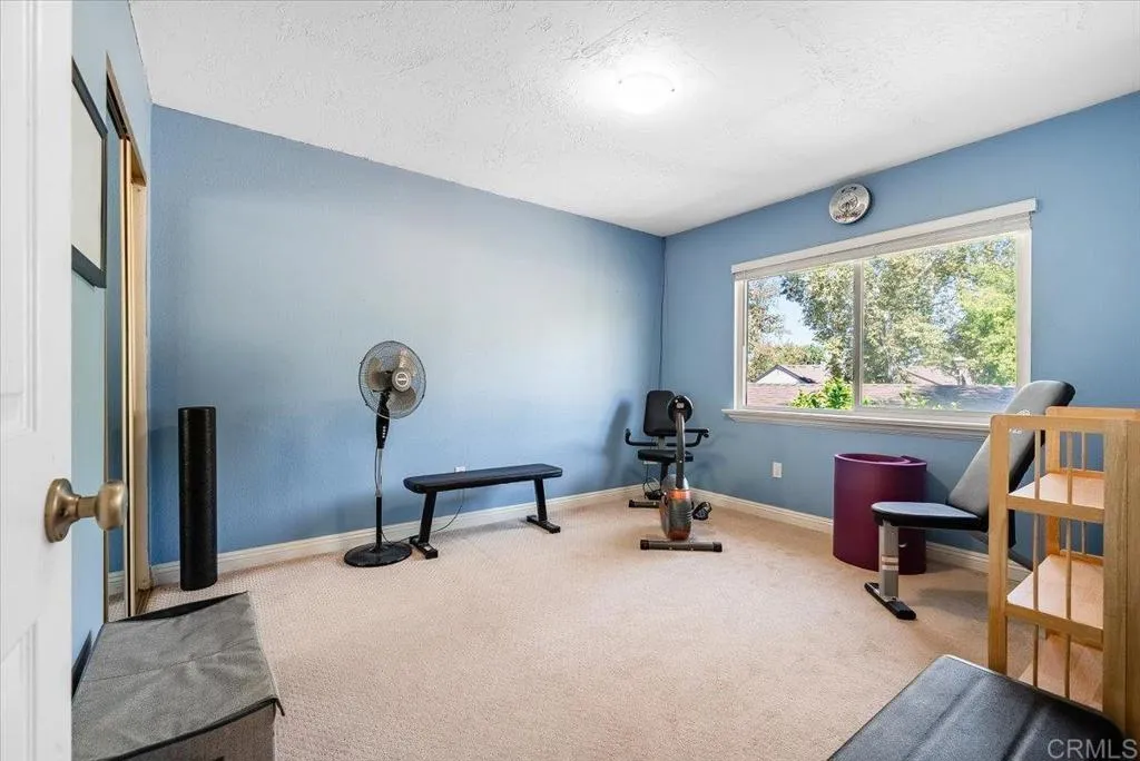 https://cdn.realtyfeed.com/cdn/127/307085353/e5e49769a6b1c24bf0c61df61c65f6b3.webp