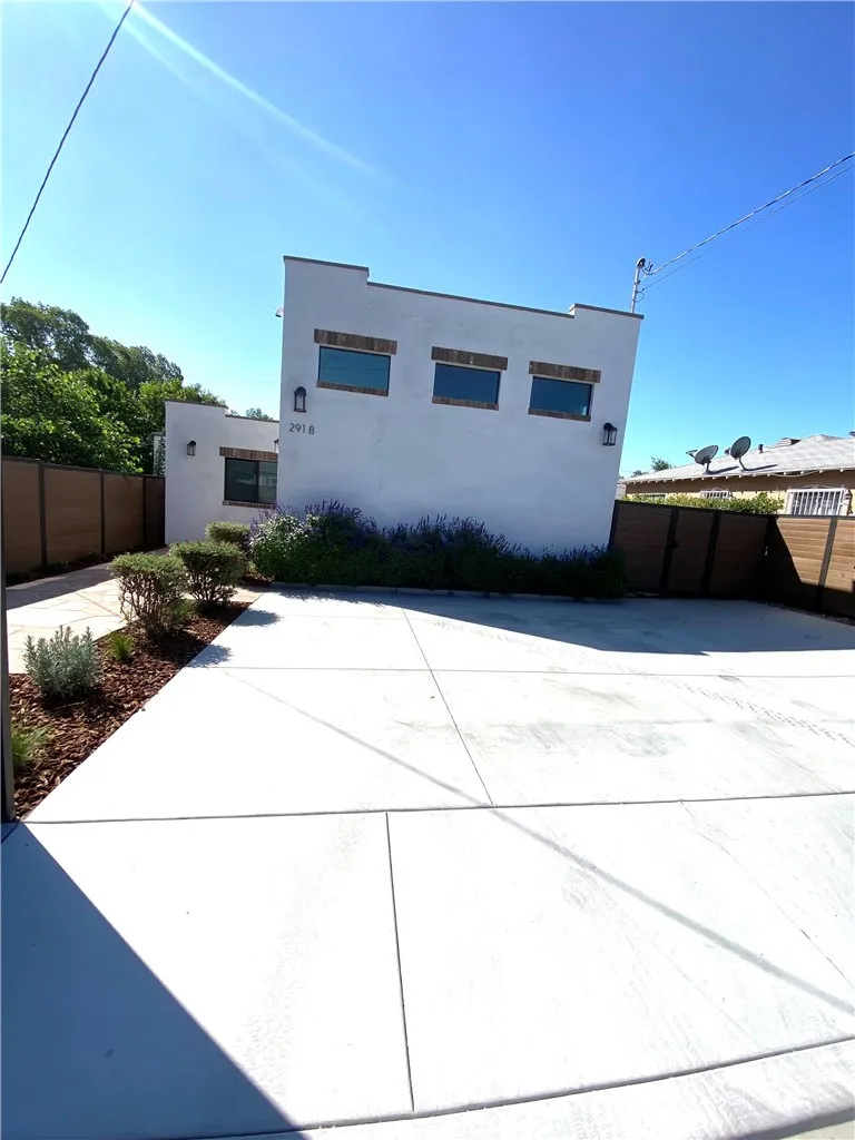 Upland, CA 91786