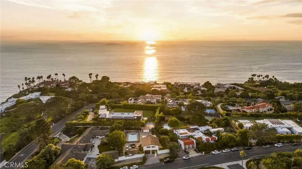 https://cdn.realtyfeed.com/cdn/127/307085536/6c35427217711239556c96fa77cc0924.webp