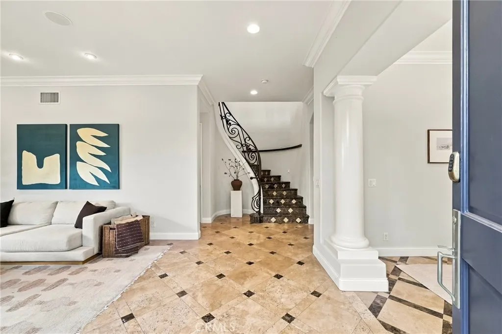 https://cdn.realtyfeed.com/cdn/127/307085536/ba9b711d94e0fadcb893c7b344473634.webp