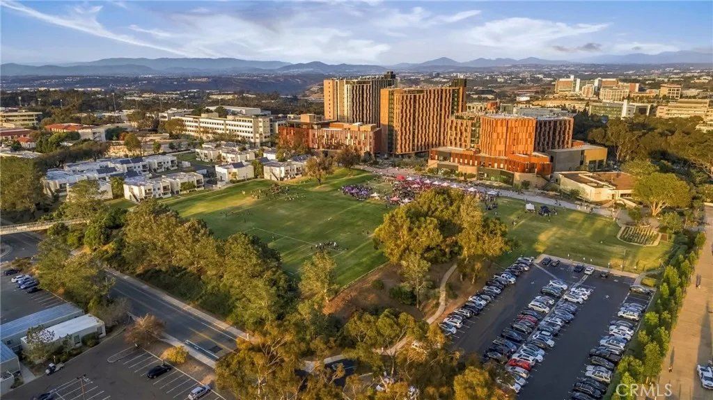 https://cdn.realtyfeed.com/cdn/127/307085536/ca7911f123634feacc369f5cada4410c.webp